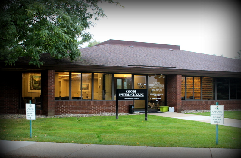 Outside view of the Cascade Ophthalmology building